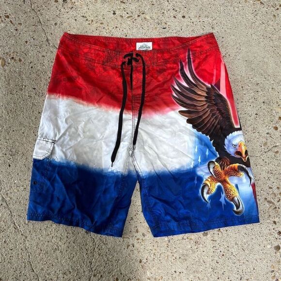 The Mountain Men's Eagle Claws American Flag Board Shorts Size 36 - Picture 1 of 5